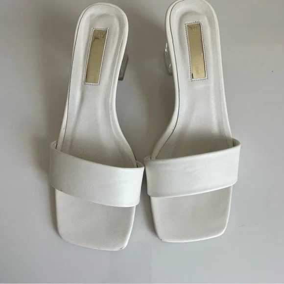 Billini White Mini Heels - Picture 3 of 8